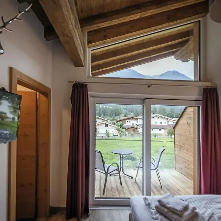Amanda-elise Chalet